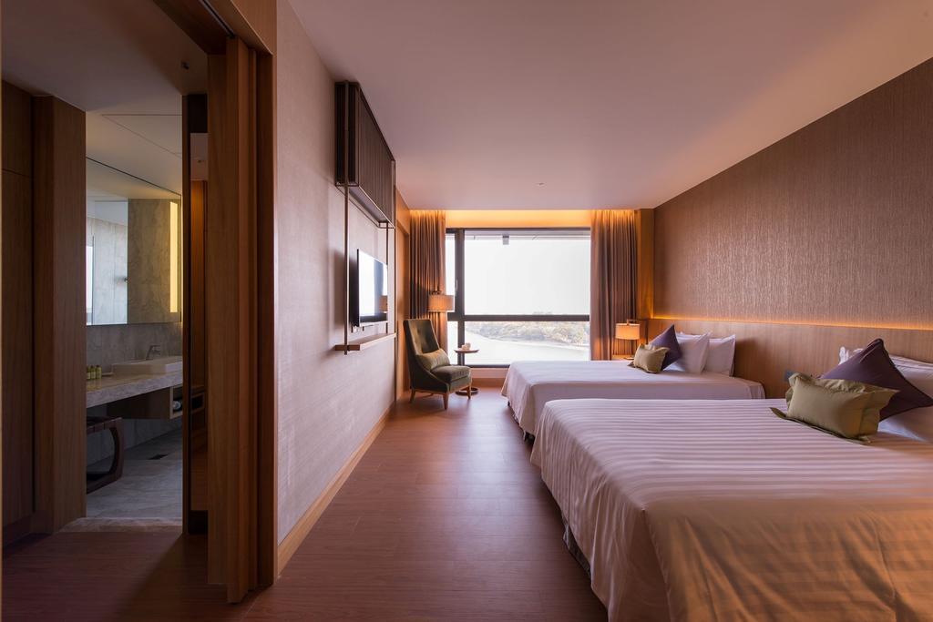 Golden Lake Hotel Jinhu Extérieur photo