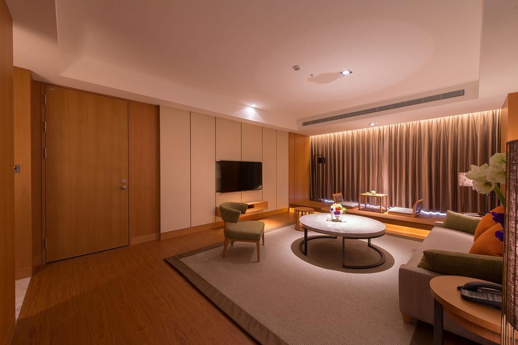 Golden Lake Hotel Jinhu Extérieur photo